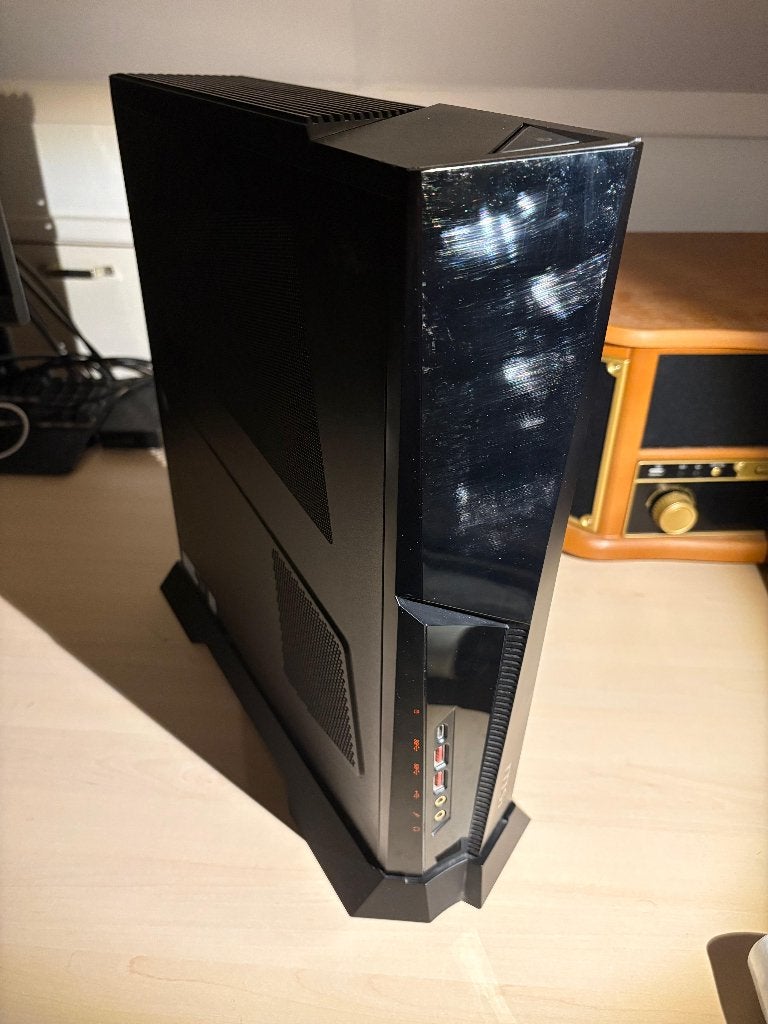MSI Trident - i5 9th Gen - 24gb RAM, Computers en Software, Desktop Pc's, Ophalen, Zo goed als nieuw, Gaming, 1 TB
