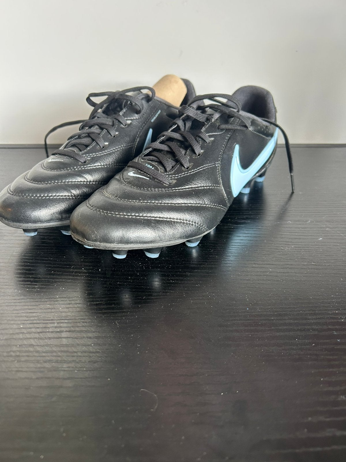 Nike Tiempo Ligera schoenen, Schoenen, Zo goed als nieuw, Maat M, Ophalen of Verzenden