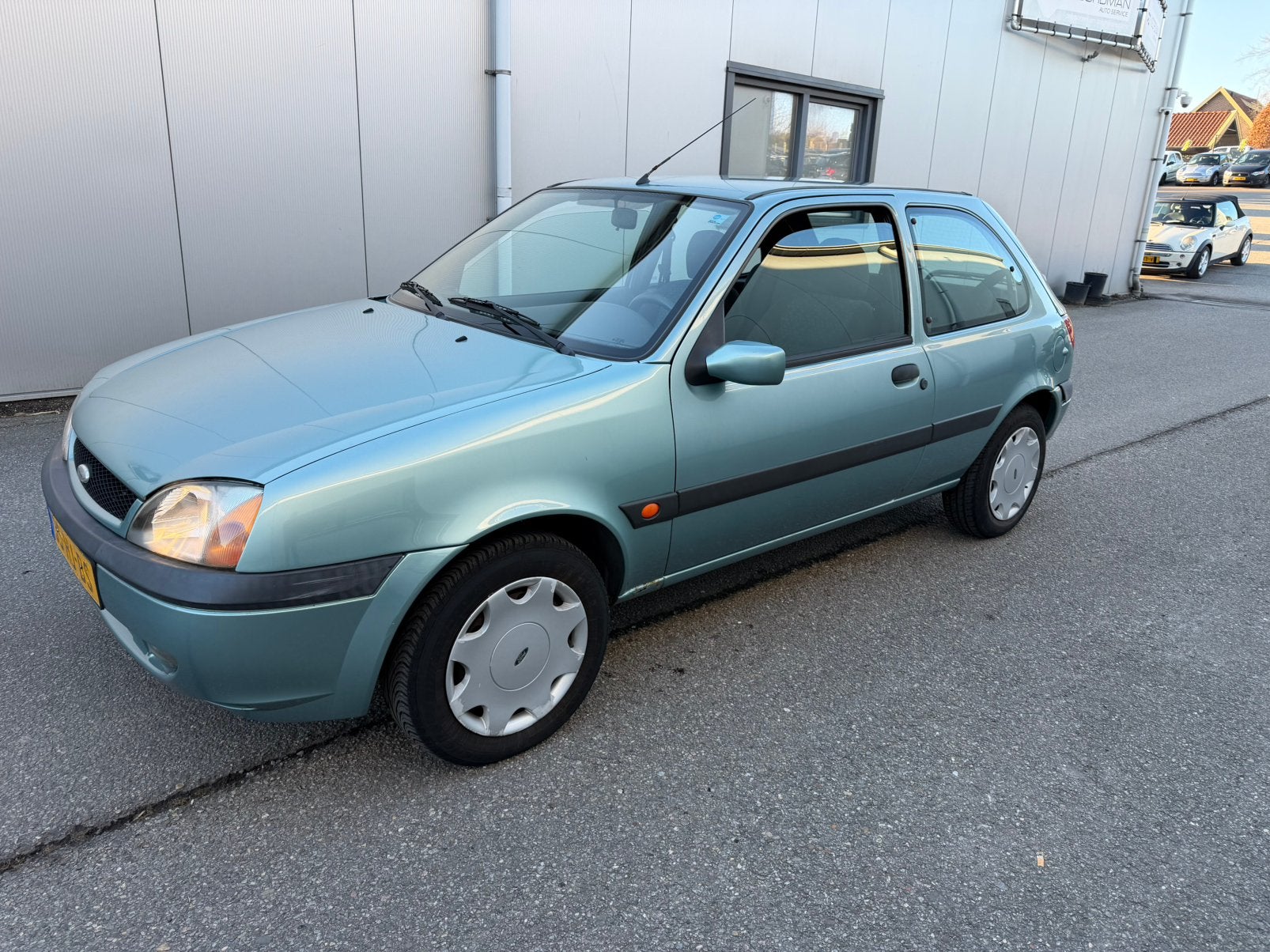 Ford Fiësta 1.3i 2001 Apk 30-04-2027 slechts 107.500 Km, Auto's, Voorwielaandrijving, 1299 cc, Stof, 40 €/maand