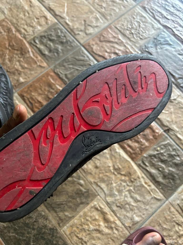 Christian Louboutin Sneakers met Spikes, Ophalen of Verzenden, Gedragen, Zwart, Sneakers of Gympen