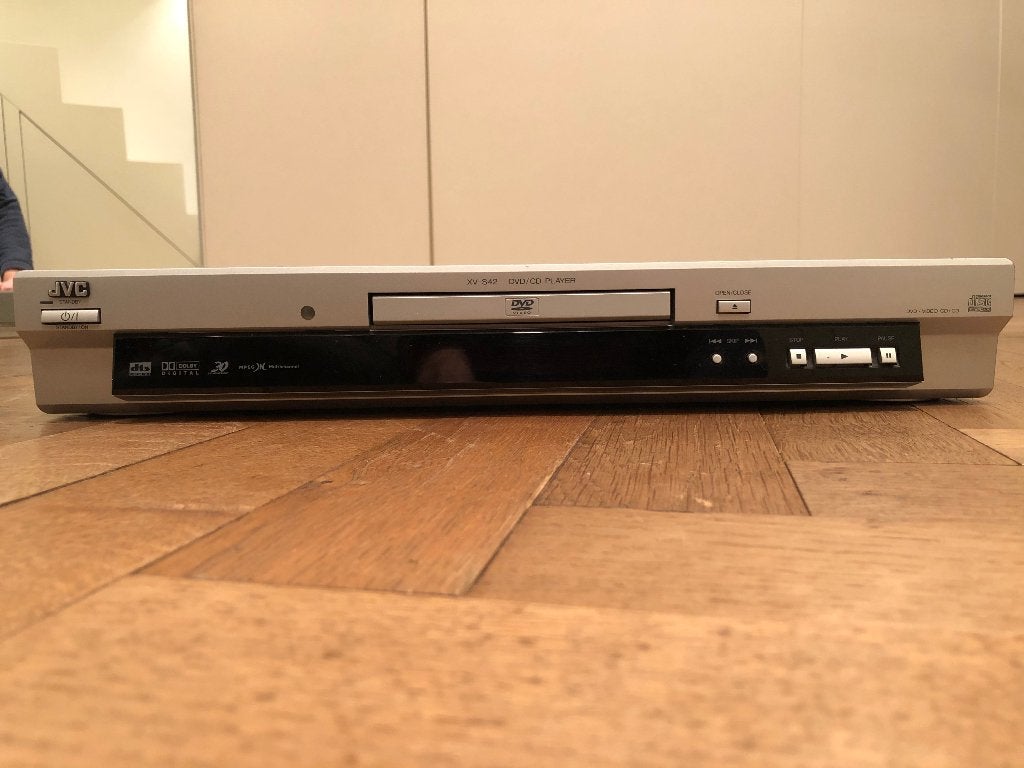 JVC XV-S42SL DVD/CD-speler in zilverkleurige uitvoering., Ophalen of Verzenden, Gebruikt, Dvd-speler, JVC