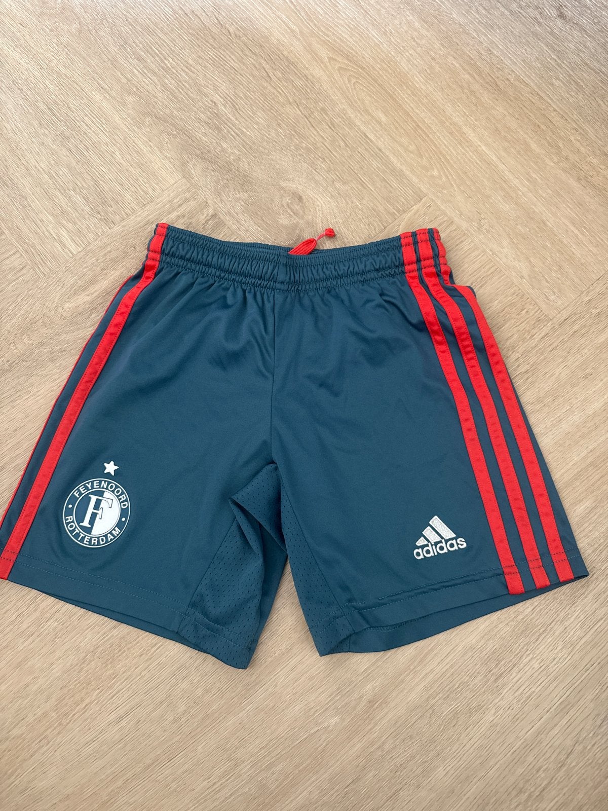 Feyenoord Adidas Voetbalbroekje Maat 128, Verzenden, Zo goed als nieuw, Jongen
