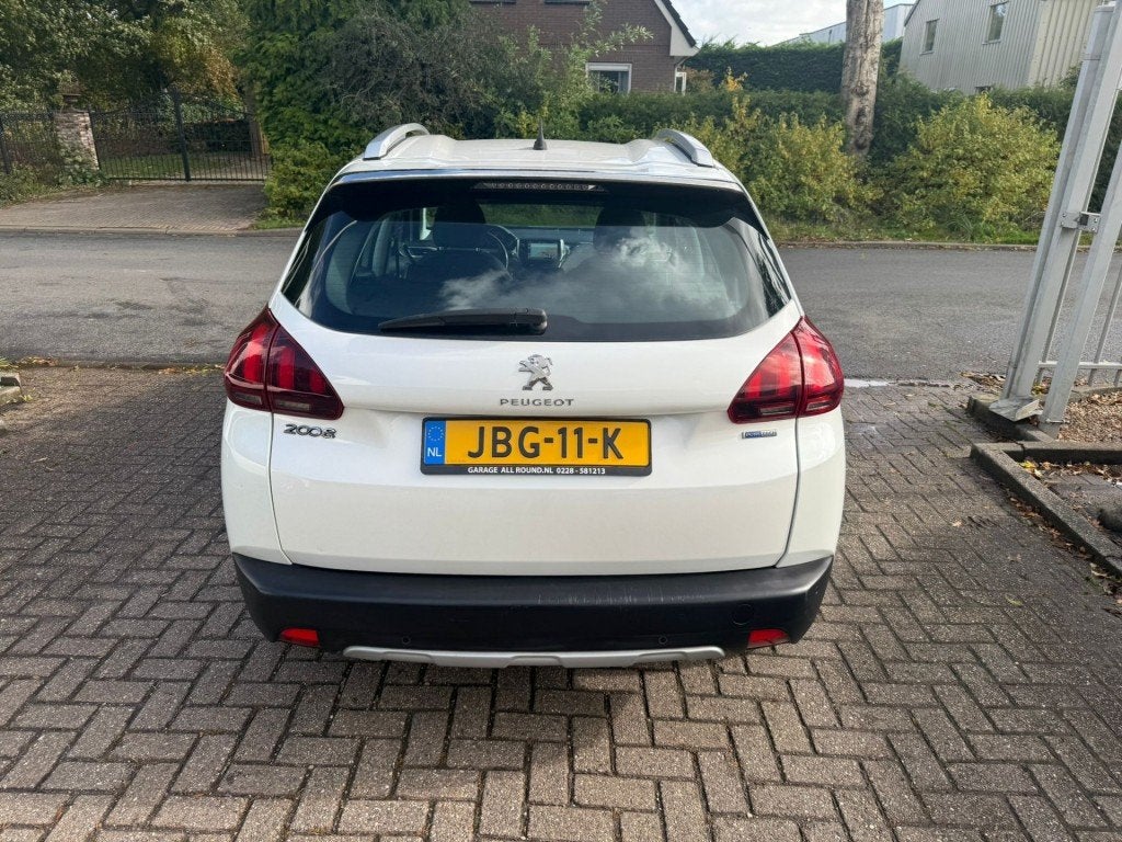 Peugeot 2008 Pure Tech Active Automaat *carplay*Navi*cruise, Auto's, 1199 cc, Met garantie (alle), 610 kg, 1125 kg