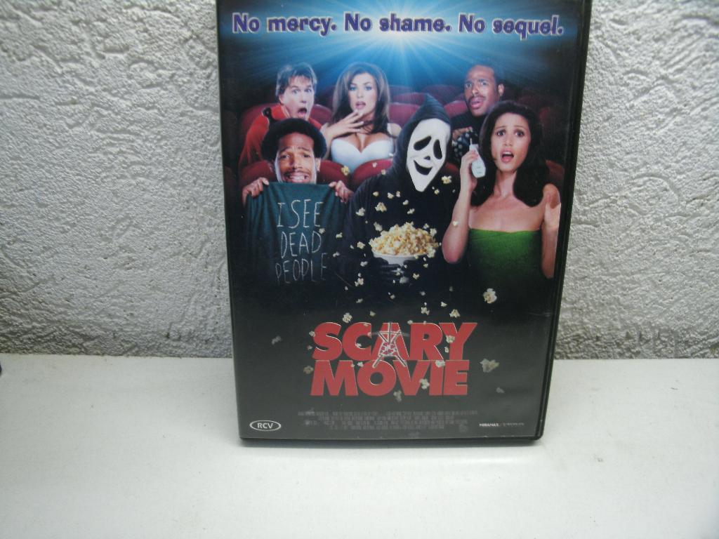 dvd 20b scary movie, Alle leeftijden, Ophalen of Verzenden, Zo goed als nieuw, Actiekomedie