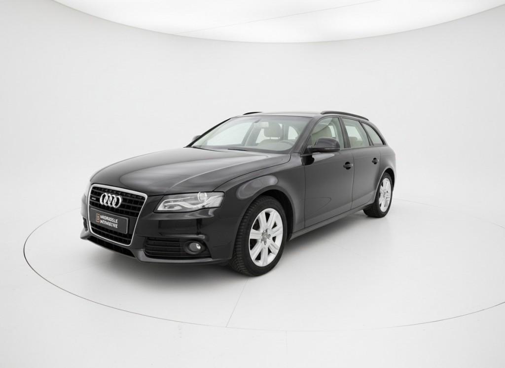 Audi A4 3.2 FSI QUATTRO. STOELVW, CRUISE, AUT., Auto's, Audi, Automaat, Traction-control, Gebruikt, A4