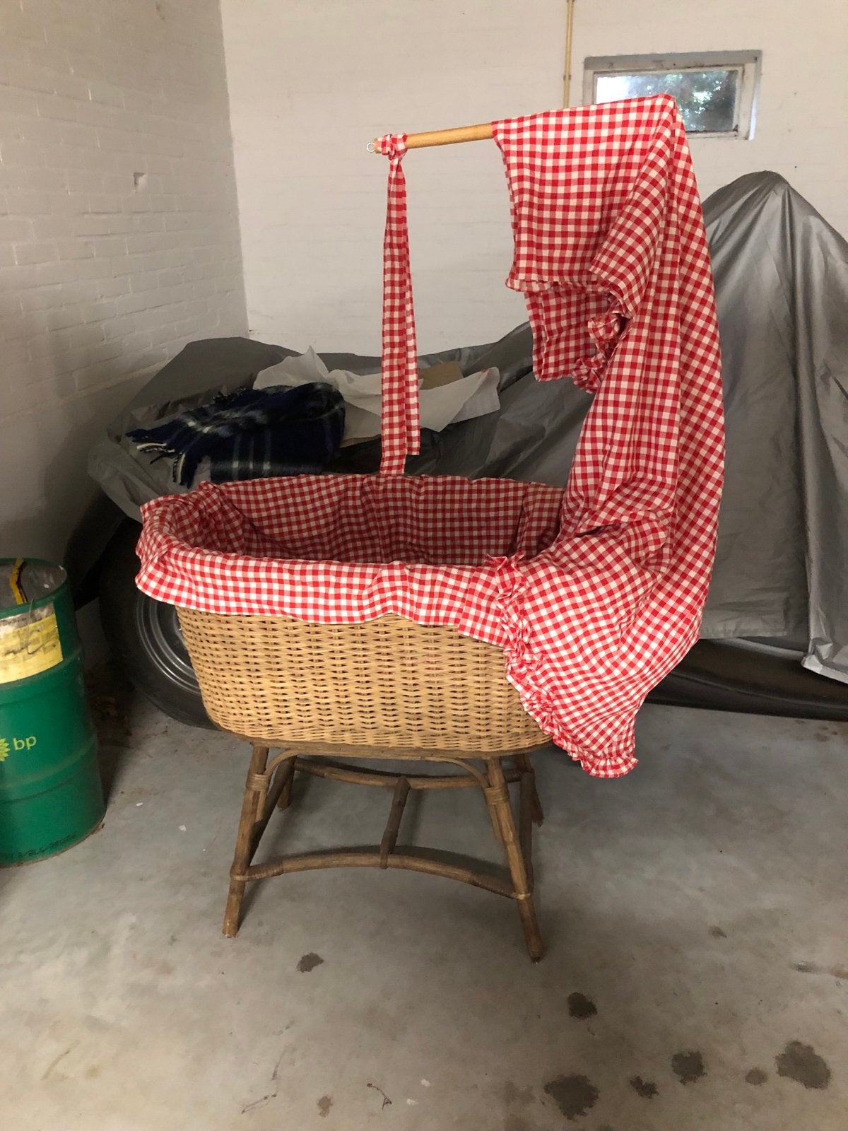 Vintage Wieg met Rood Geruite Bekleding, Ophalen of Verzenden, Gebruikt, Wieg