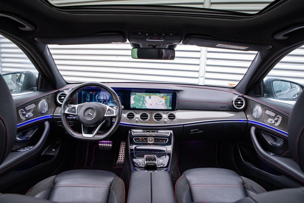 Mercedes-Benz E-klasse AMG 43 4Matic Prestige Plus Mercedes-, Auto's, Mercedes-Benz, Automaat, Gebruikt, Euro 6, Bedrijf