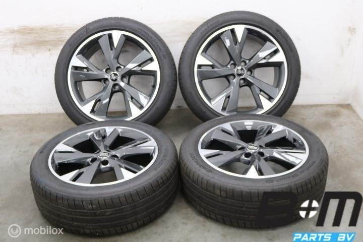 NIEUWSTAAT! Org. 20 inch velgen Audi Q4 Etron! 89A601025AR, Auto-onderdelen, Gebruikt, Velg(en)