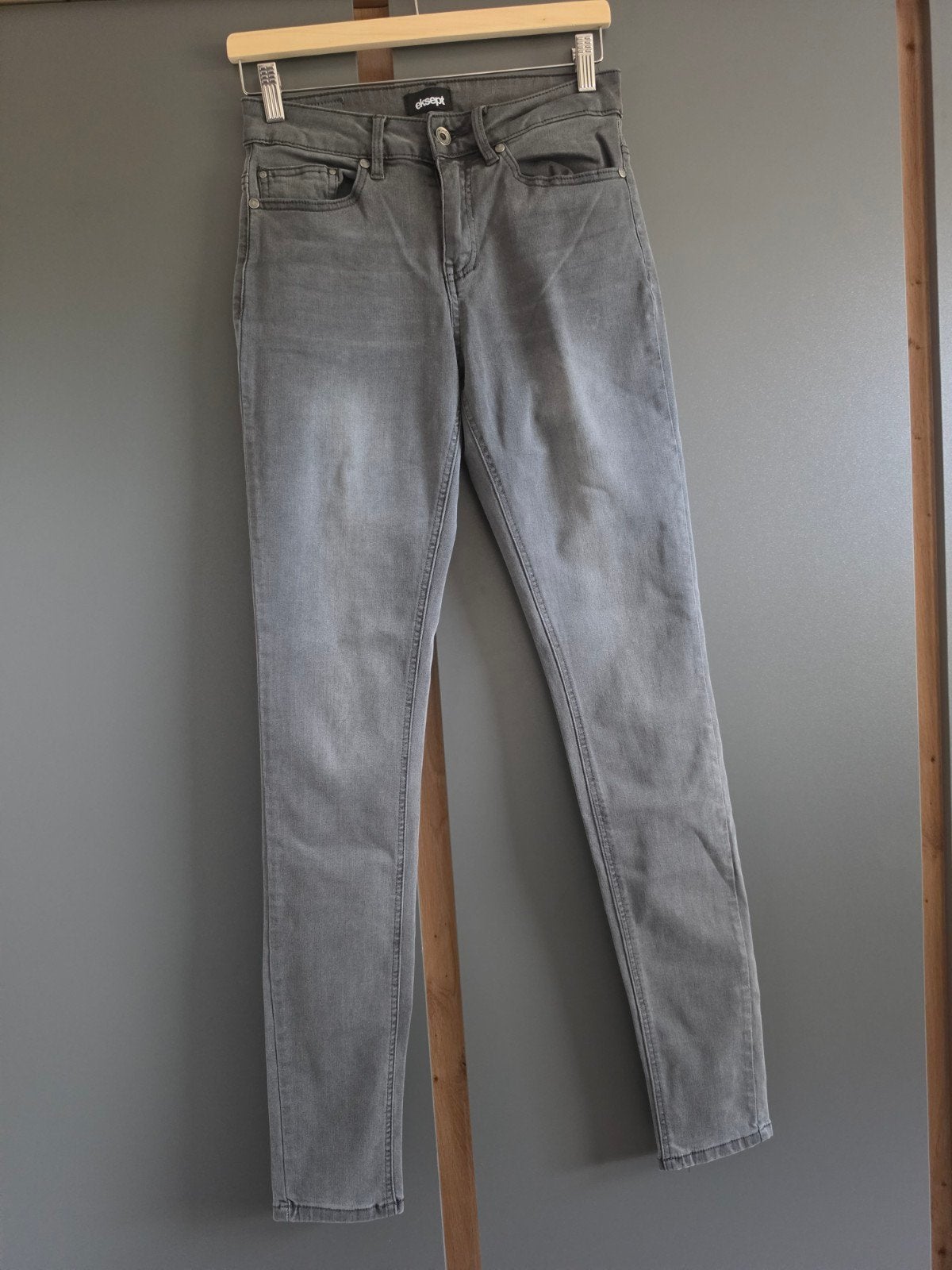 Eksept grijze jeans - Zo goed als nieuw, Ophalen of Verzenden, Zo goed als nieuw, Grijs, Eksept
