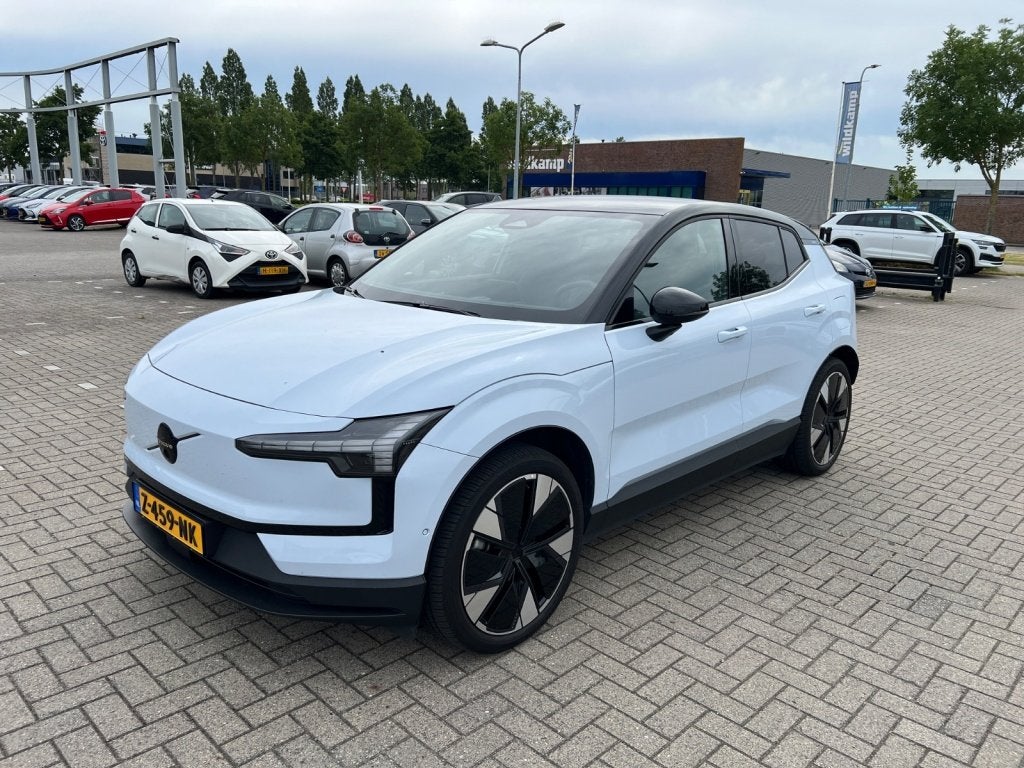 Volvo EX30 Extended Range Ultra 272PK/69kWh| Adap.Cruise| H&, Auto's, Automaat, Dealer onderhouden, 0 cilinders, Gebruikt