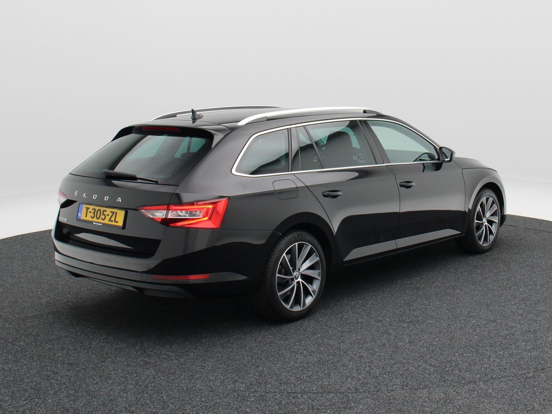 Skoda Superb Combi 1.5 TSi 150 Pk Automaat Business Edition, Auto's, Skoda, Dealer onderhouden, Stof, 4 cilinders, 150 pk