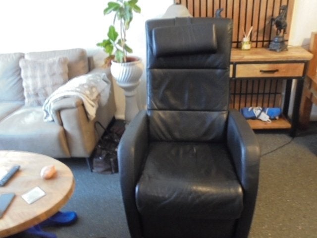 Gratis op te halen Prominent sta op stoel, Ophalen, Gebruikt, Minder dan 75 cm, Leer