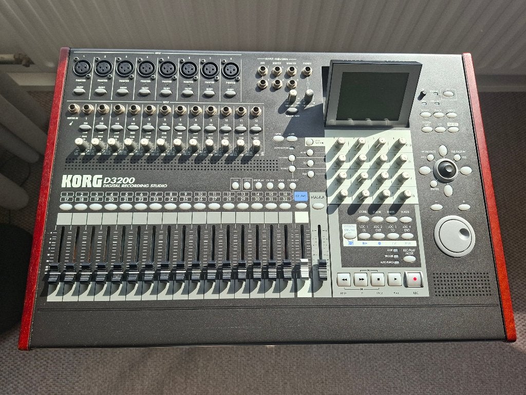 Korg D3200 Digitale Recording Studio (incl. Flightcase), Ophalen, Zo goed als nieuw, Audio