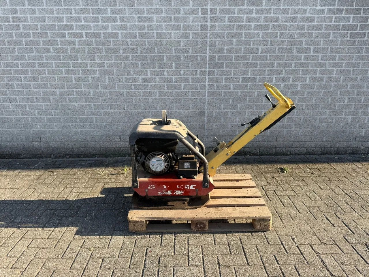 Dynapac LG200 (bj 2009)