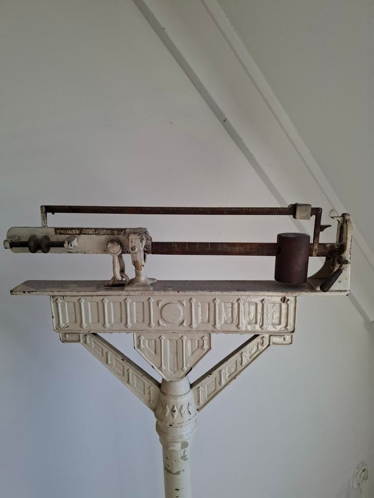 Brocante personenweegschaal - Charmant en authentiek, Antiek en Kunst, Ophalen