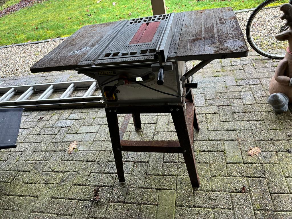 Kinzo Tafelzaag BE310 - Krachtige Cirkelzaag, Doe-het-zelf en Verbouw, Gereedschap | Zaagmachines, Gebruikt, Cirkelzaag, 1200 watt of meer