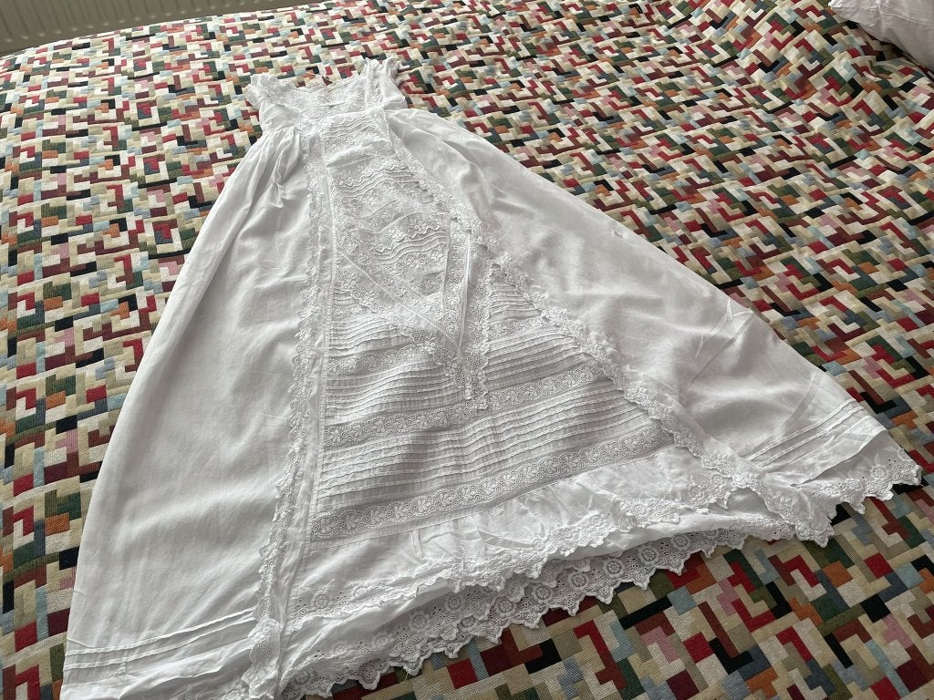 Vintage Doopjurk uit 1950 - Handgemaakt met Kant, Ophalen of Verzenden, Gebruikt, Overige maten