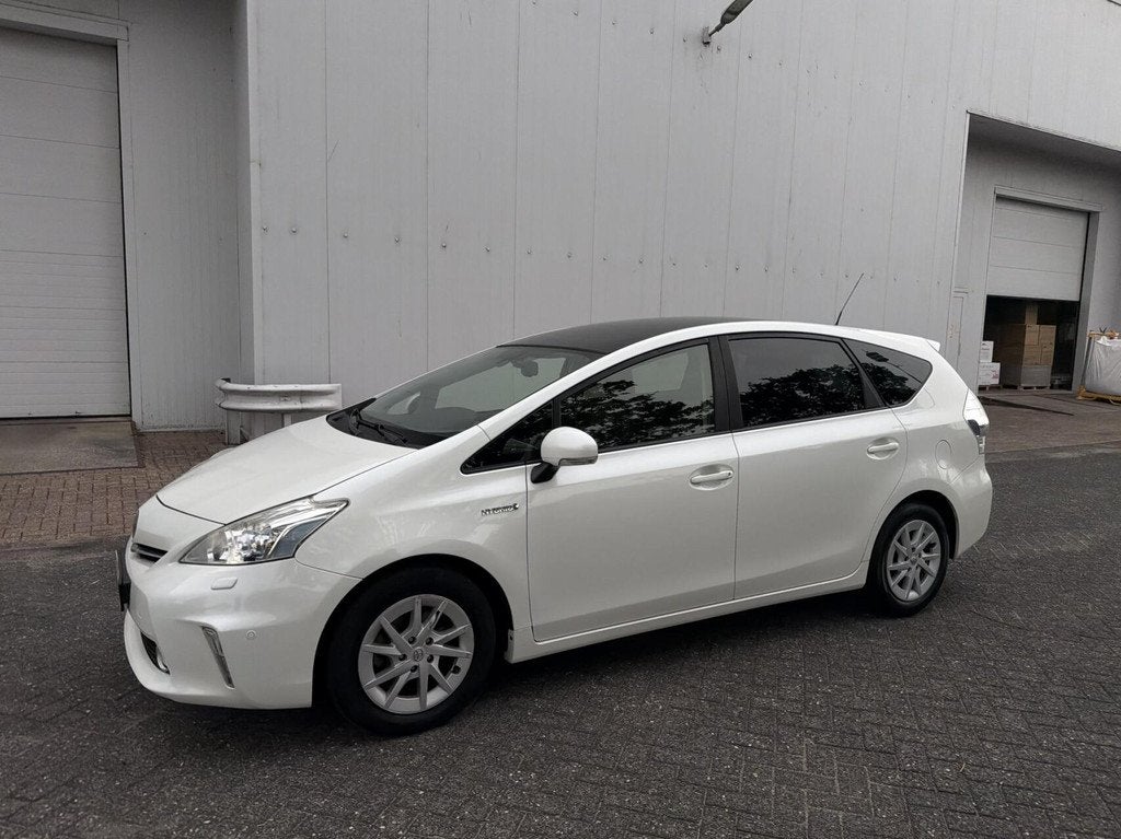 Toyota Prius Wagon 1.8 Dynamic Business, Auto's, Toyota, Euro 5, 136 pk, Gebruikt, 4 cilinders