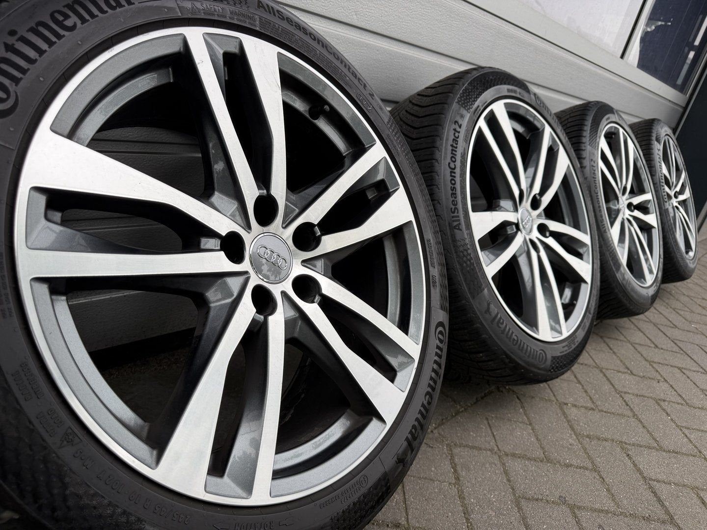 19 inc Audi A6 S6 C7 C8 Allroad A7 S7 A8 S8 D5 velgen banden, 19 inch, -, -, Banden en Velgen