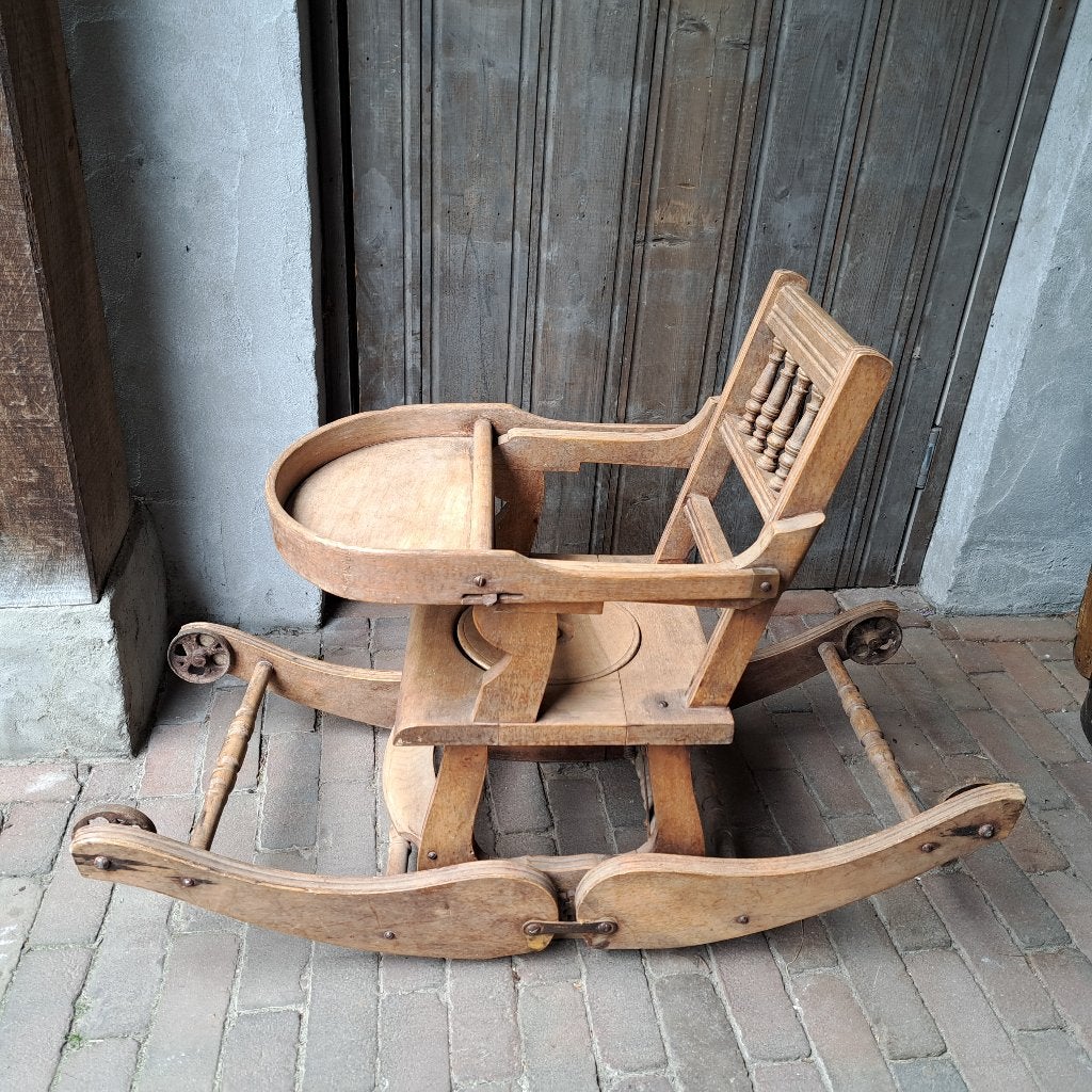 Prachtige oude houten kinderstoel schommelstoel *Etage3*, Ophalen, Gebruikt, ., .