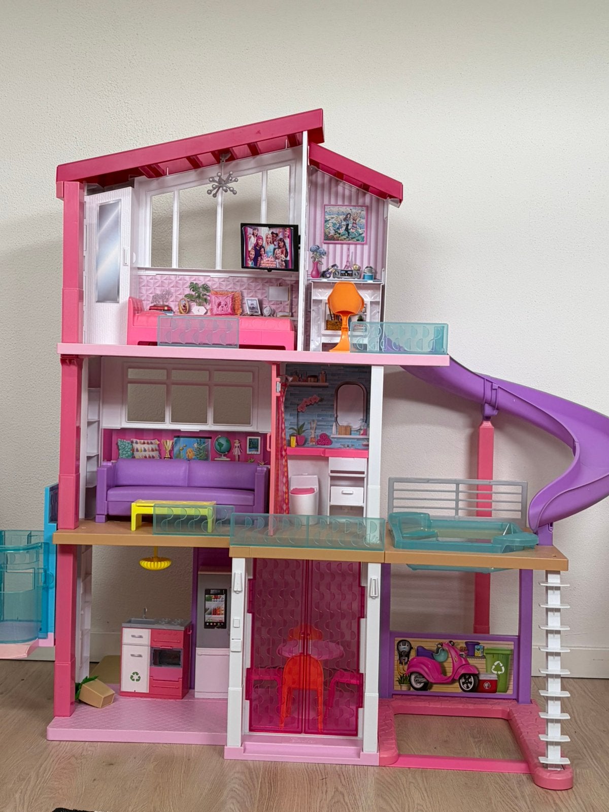 Barbiehuis, Ophalen, Zo goed als nieuw, Poppenhuis