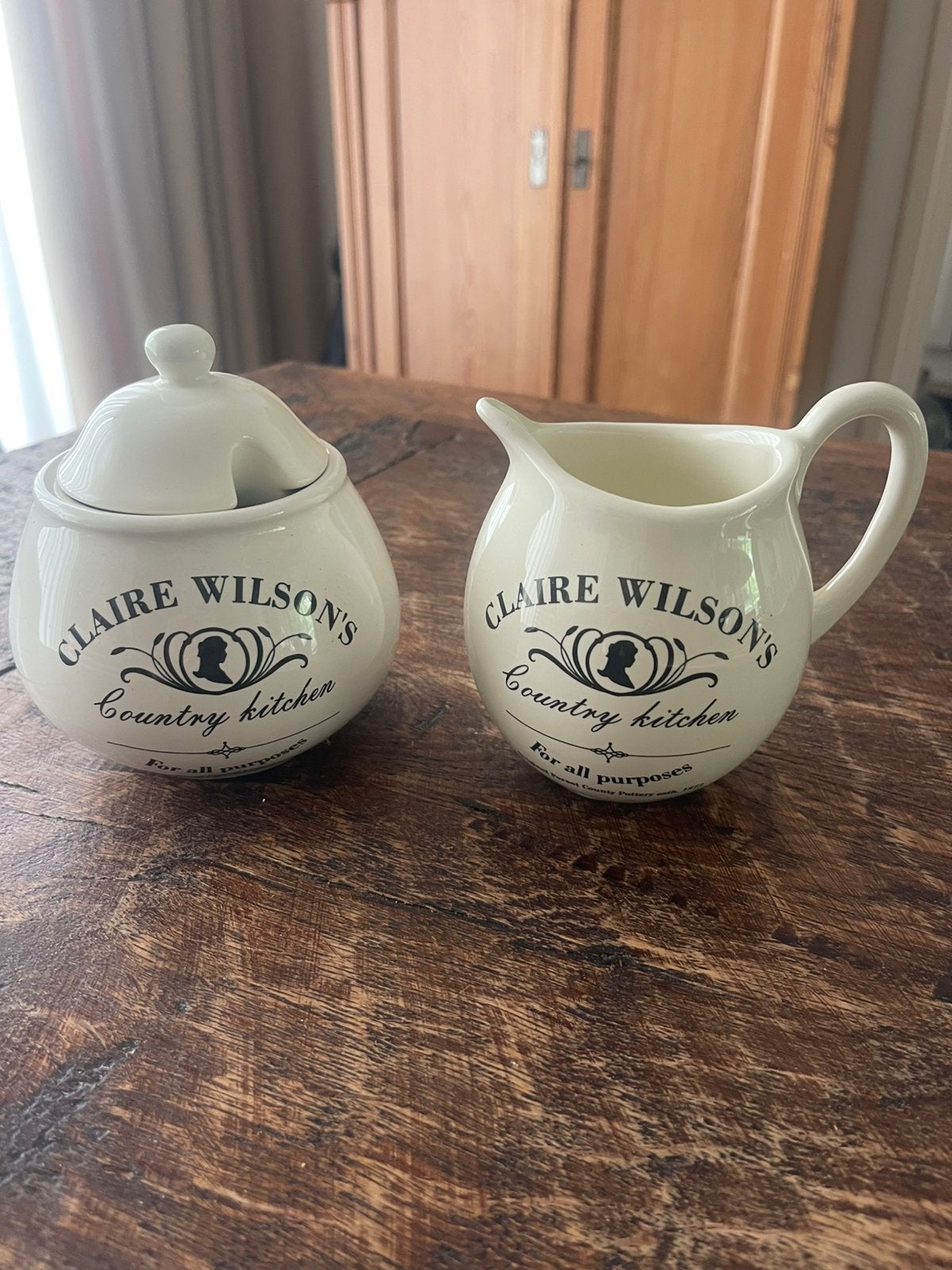 Claire Wilson’s Country Kitchen suiker en melk set, Huis en Inrichting, Keuken | Servies, Overige typen, Ophalen of Verzenden