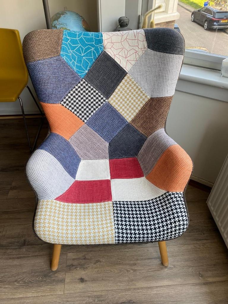 Patchwork wooden chair - Like New, Huis en Inrichting, Fauteuils, Ophalen, Zo goed als nieuw, Overige materialen