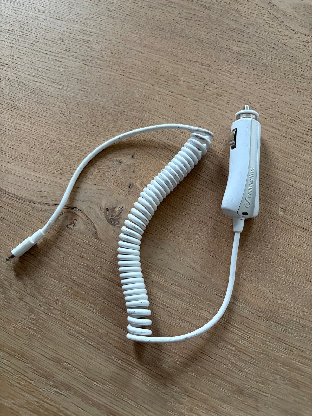 Cellularline autolader met Lightning kabel, Ophalen of Verzenden, Gebruikt