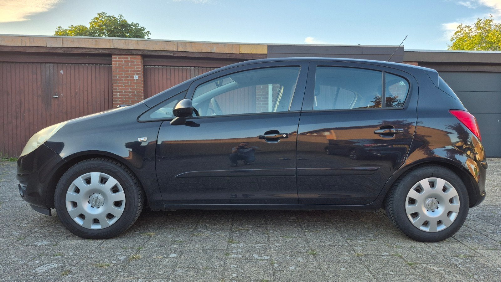 Opel Corsa 1.4 16V 5D WR 2007 Zwart, Auto's, Opel, Voorwielaandrijving, 1063 kg, 4 cilinders, Origineel Nederlands