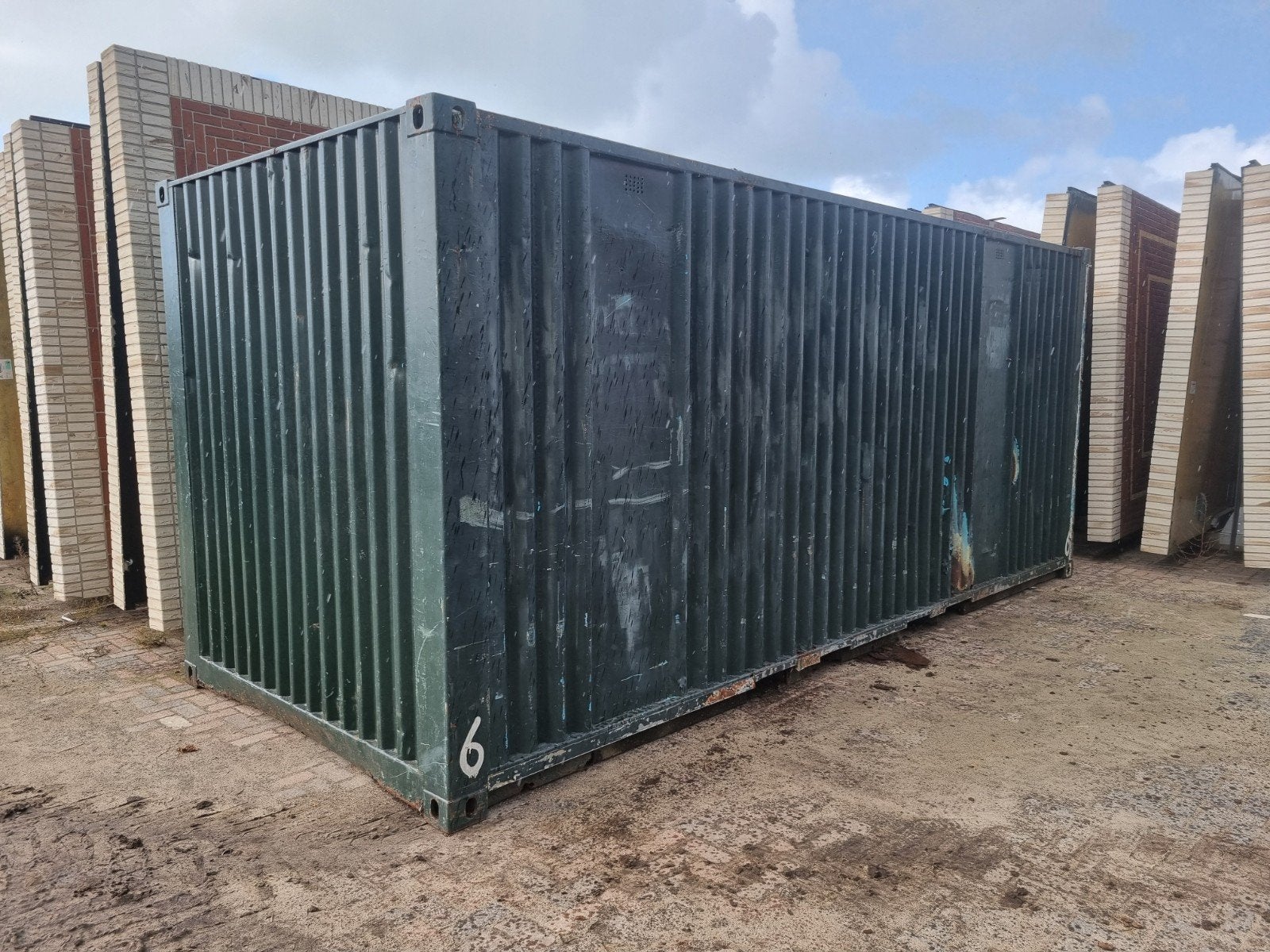 20 ft zeecontainer, Zakelijke goederen, Ophalen