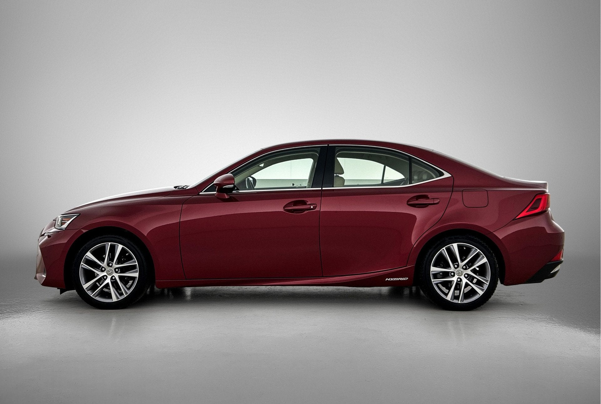 Lexus IS 300h Business Line Pro | Dealeronderhouden |, Auto's, Automaat, Achterwielaandrijving, Gebruikt, 23 km/l