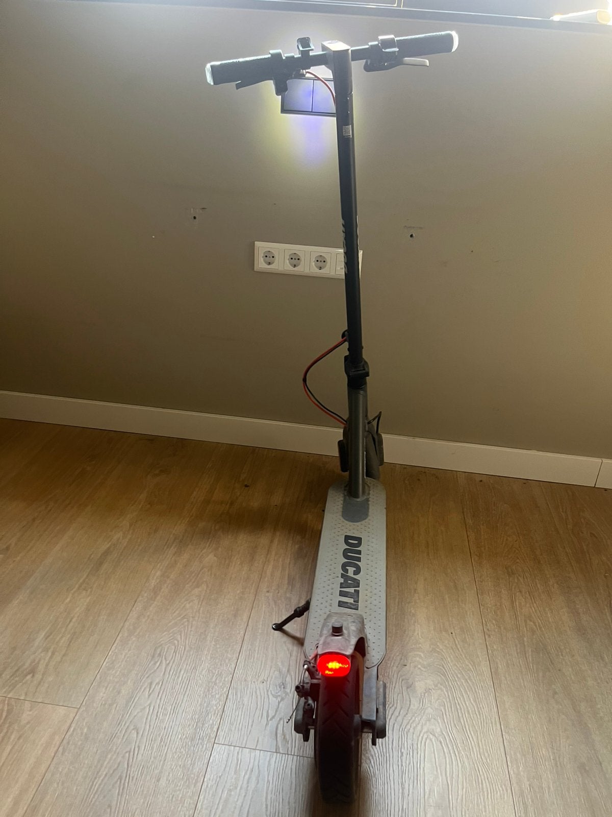 Ducati PRO-I EVO elektrische step incl originele oplader, Ophalen, Gebruikt, Elektrische step (E-scooter)