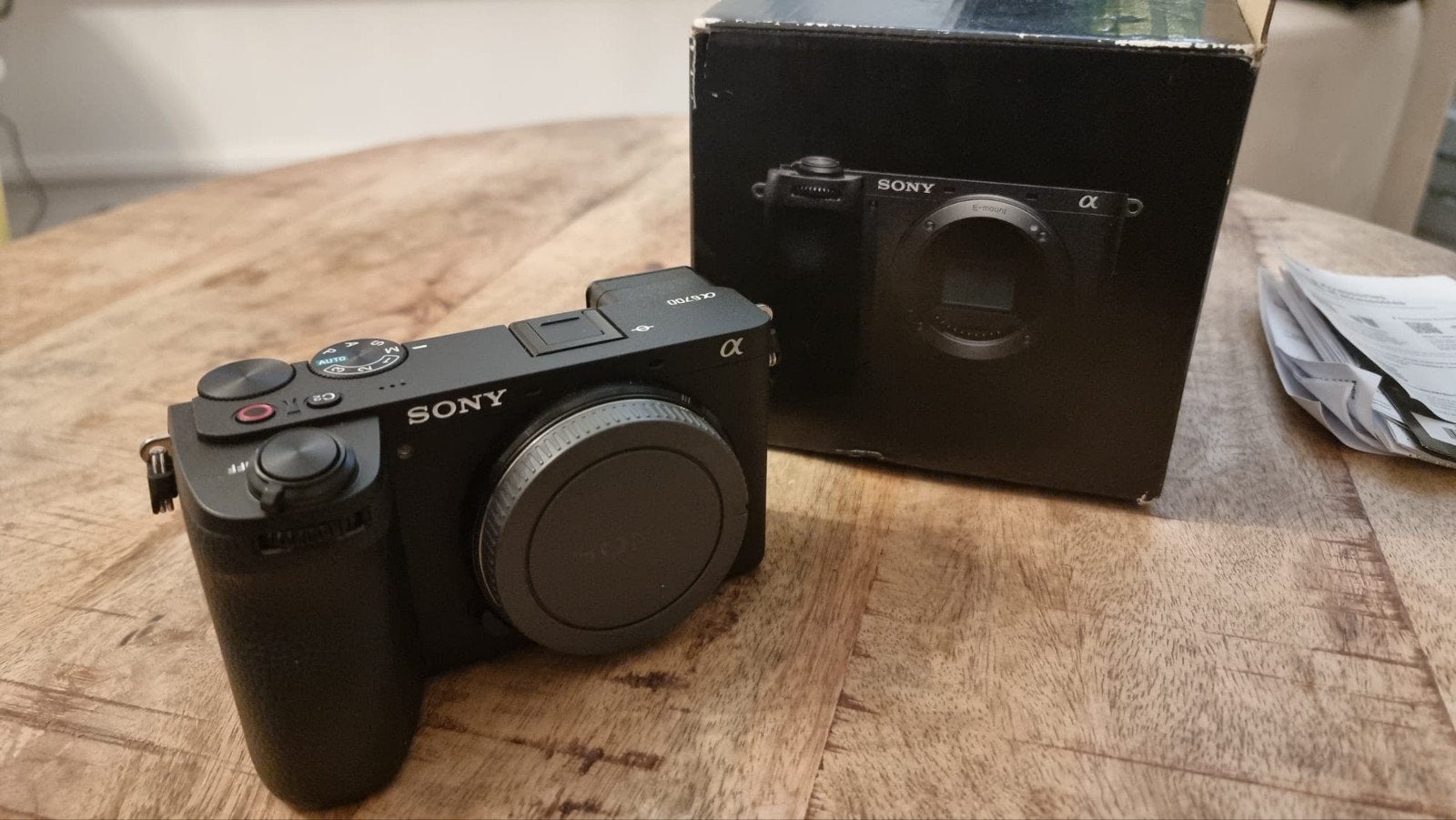 Sony a6700 camera met 2 statieven, Ophalen, Zo goed als nieuw, Sony, 8 keer of meer
