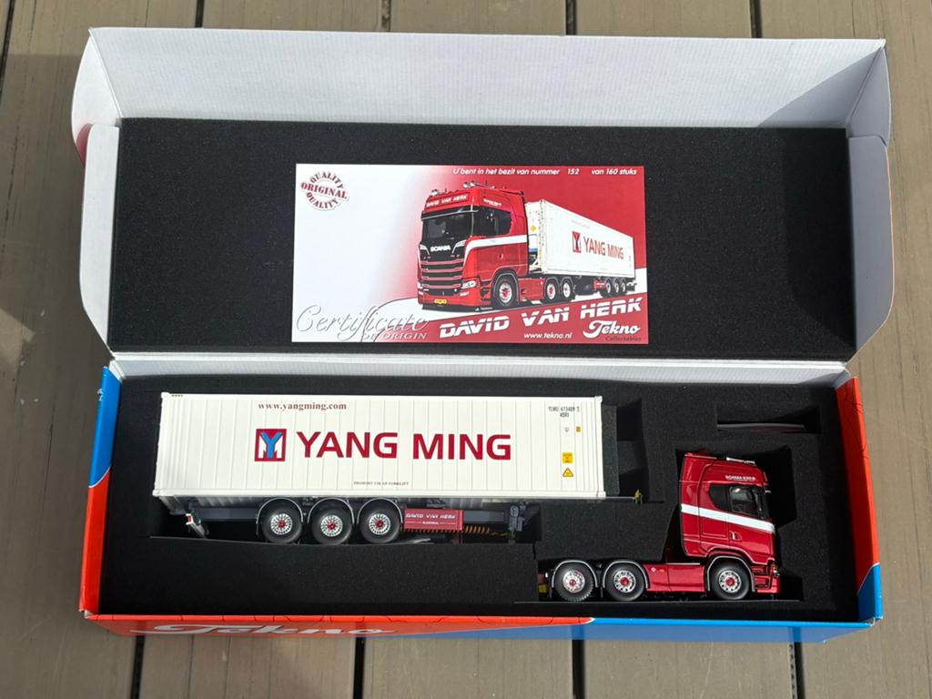 David van Herk, Ophalen of Verzenden, Zo goed als nieuw, Bus of Vrachtwagen, Tekno