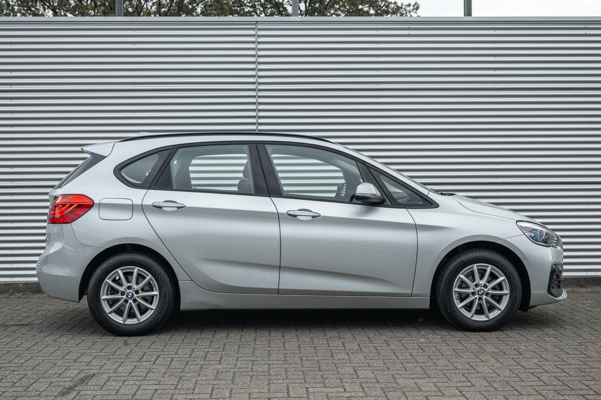 BMW 2 Serie Active Tourer 216i / Stoelverwarming / LED / PDC, Voorwielaandrijving, Gebruikt, Euro 6, Handgeschakeld