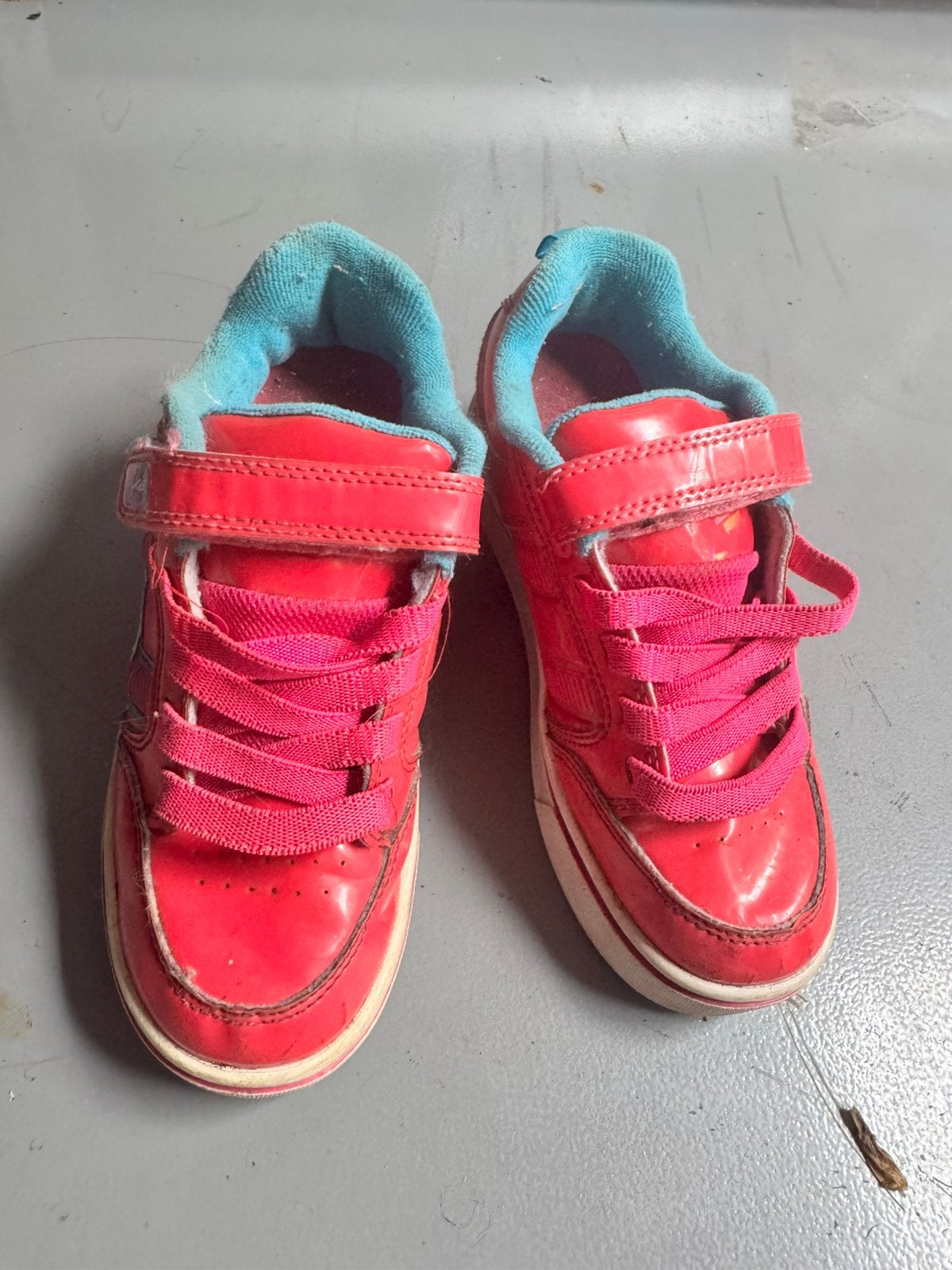 Heelys maat 34, Kinderen en Baby's, Speelgoed | Buiten | Rolschaatsen, Ophalen of Verzenden, Gebruikt