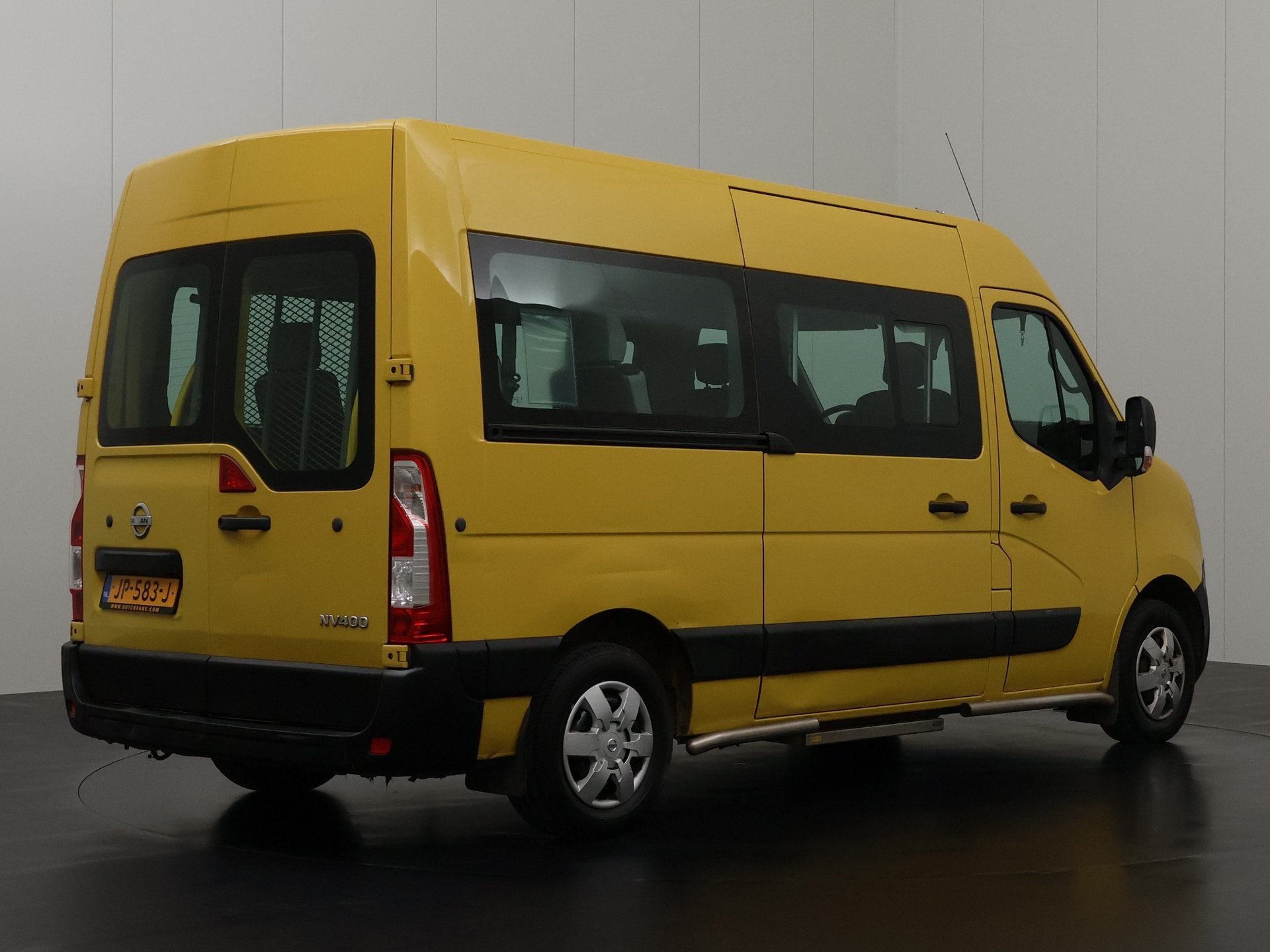 Nissan NV400 2.3DCi L2H2 Rolstoelbus | Euro 6 | 8-Persoons |, Voorwielaandrijving, 145 pk, Stof, Gebruikt