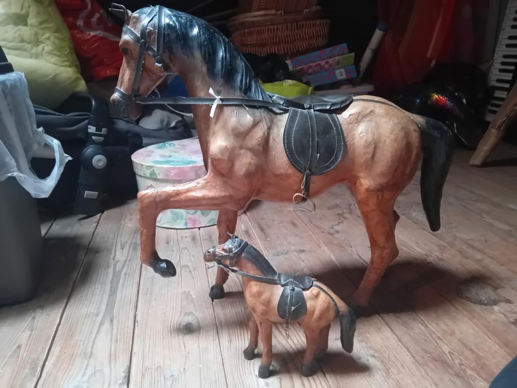 2 paardjes, Ophalen of Verzenden, Zo goed als nieuw