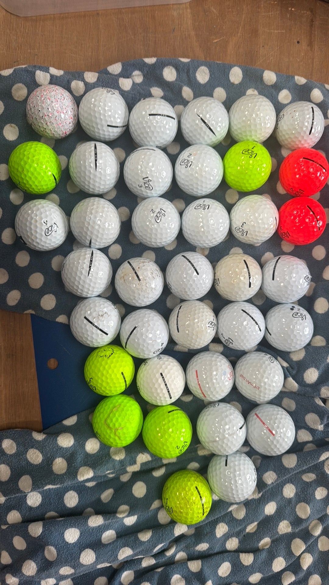Vice mixed golfballen 38 stuks, Ophalen of Verzenden, Zo goed als nieuw, Bal(len)