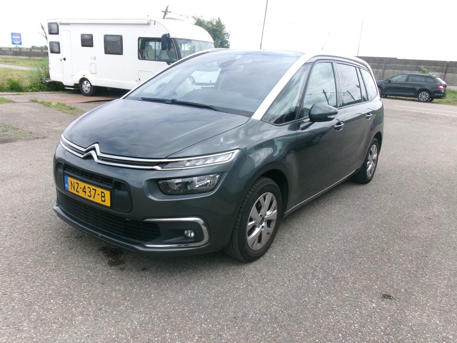 Citroën Grand C4 Picasso 1.6 BlueHDi Live 158000km dealer o, Auto's, Voorwielaandrijving, Gebruikt, Euro 6, 4 cilinders