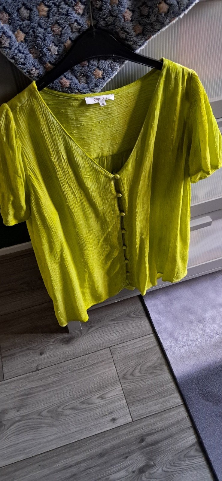 2 dames blouses, Ophalen, Zo goed als nieuw, Maat 42/44 (L), Groen