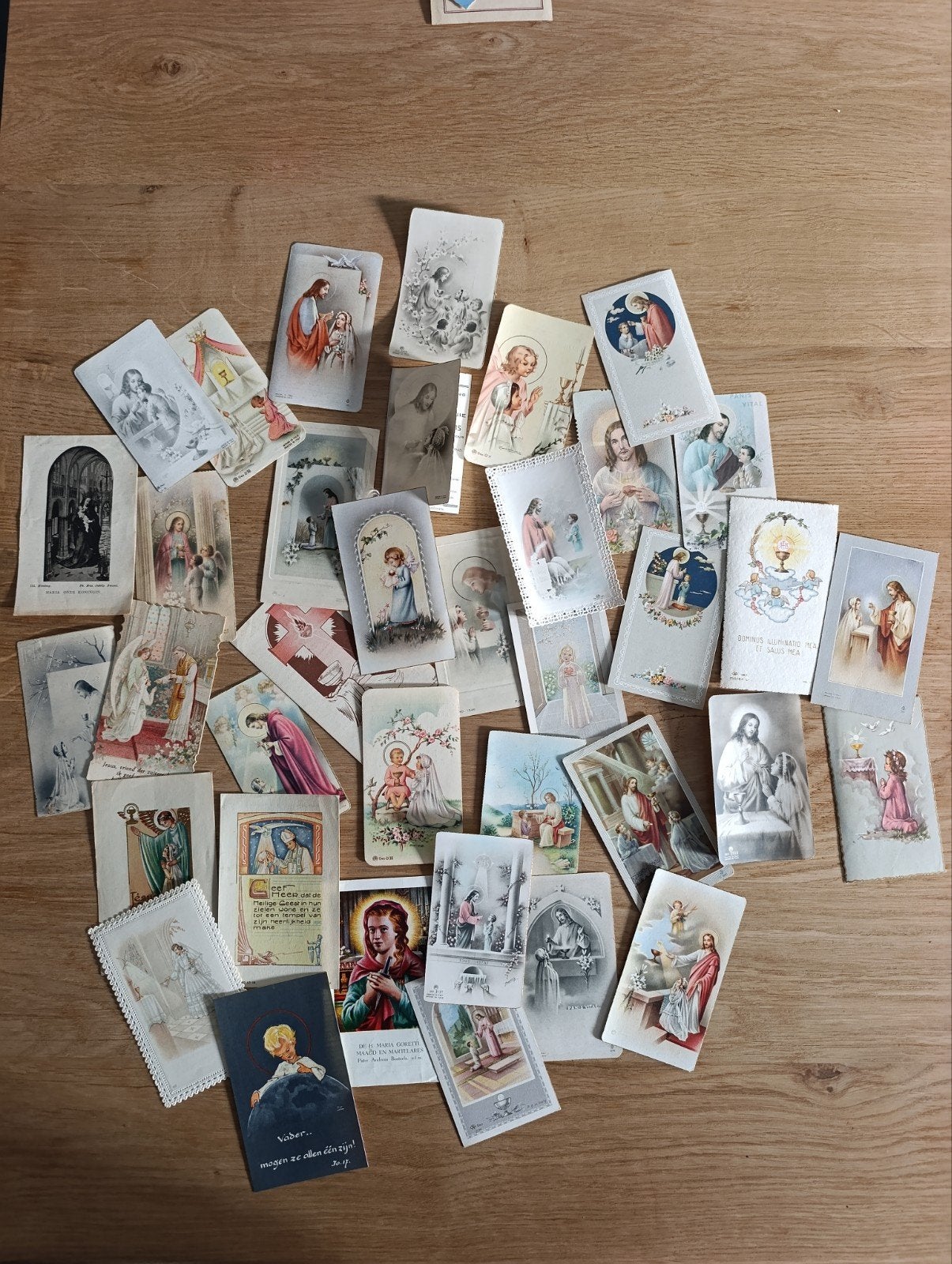 37 Oude Communie- en Bidprentjes (1941-1962), Ophalen of Verzenden, Bidprentje
