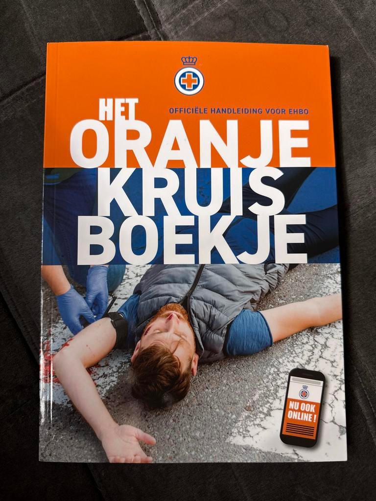 Het Oranje Kruis boekje EHBO - Versie 28.1 (Nieuwstaat), Ophalen of Verzenden, Zo goed als nieuw, Gezondheid en Conditie