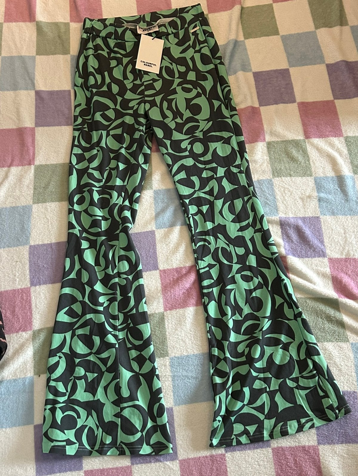 Colourful Rebel flared pants swirl, maat M, Maat 38/40 (M), Nieuw, Ophalen of Verzenden, Lang