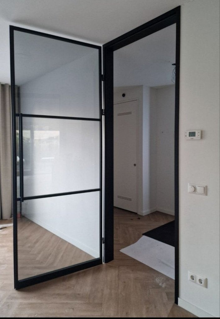 Stalen deur Gewoongers - zwart, rookglas, linksdraaiend, Gebruikt, 80 tot 100 cm, 215 cm of meer, Binnendeur
