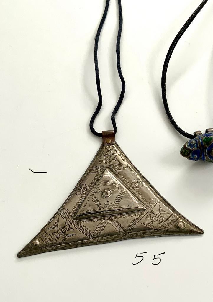 Hanger Toeareg, Sieraden, Tassen en Uiterlijk, Verzenden, Zo goed als nieuw, Overige materialen