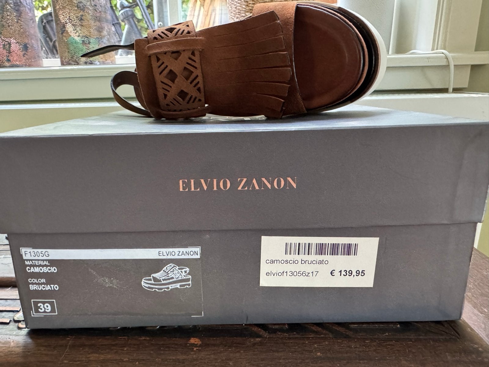 Elvio Zanon Sandalen Maat 39 - Nieuw in doos, Kleding | Dames, Schoenen, Ophalen of Verzenden, Zo goed als nieuw, Bruin, Sandalen of Muiltjes
