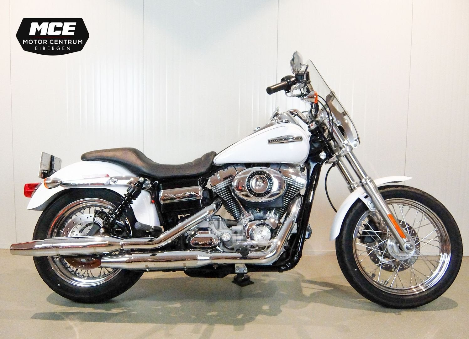 HARLEY-DAVIDSON SUPER GLIDE CUSTOM FXDC (bj 2006), Motoren, HARLEY-DAVIDSON, Bedrijf, Onbekend, Onbekend