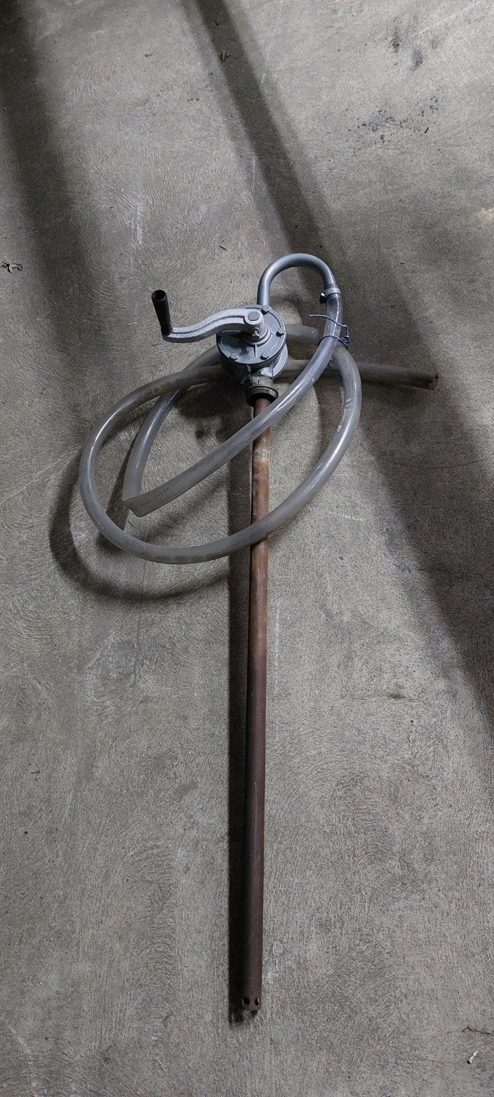 Pomp voor brandstof of olie, Ophalen