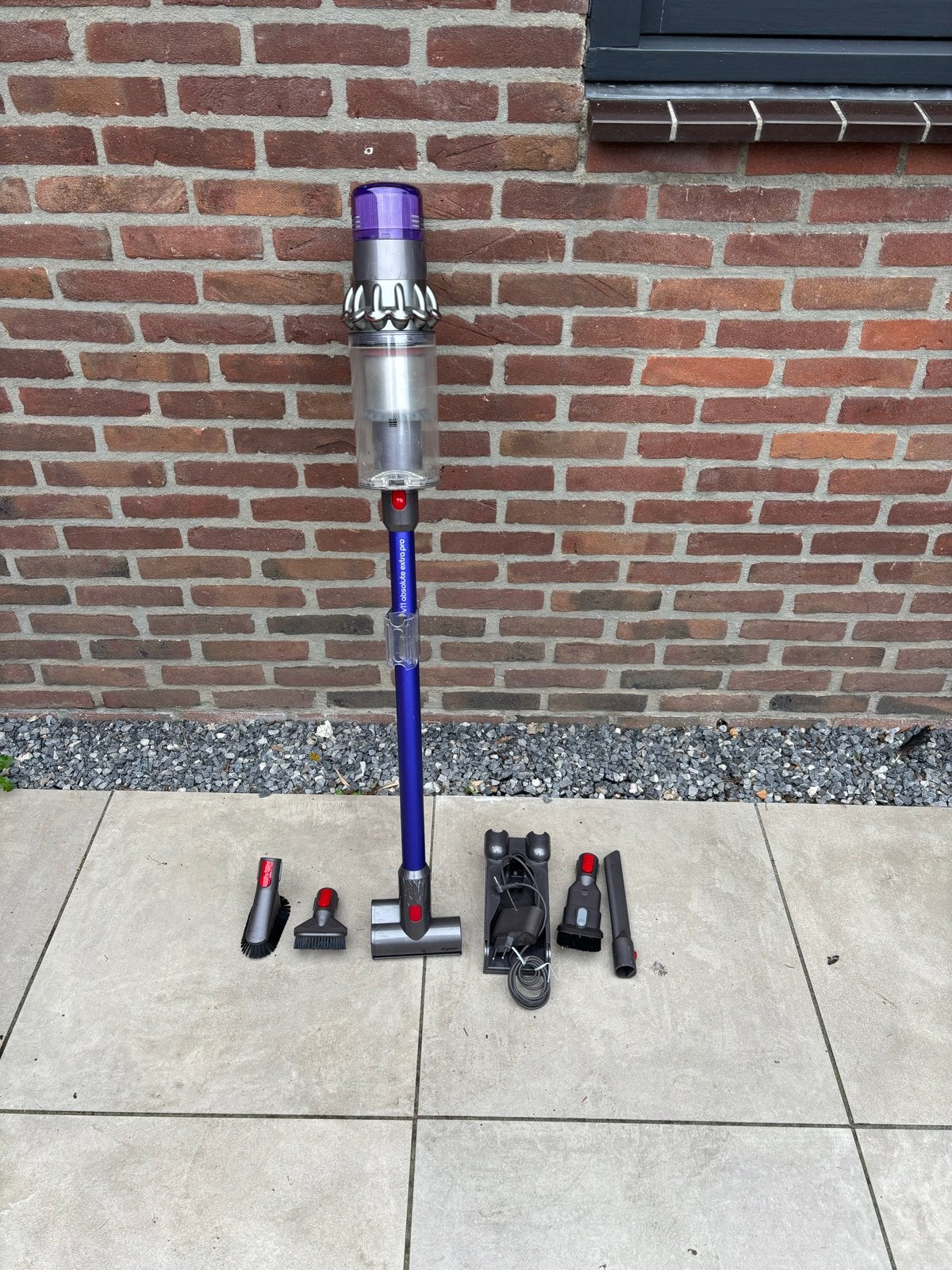 Dyson V11 Absolute Pro - Defect (voor onderdelen/reparatie), Witgoed en Apparatuur, Draadloos, Ophalen of Verzenden, Dyson, Niet werkend